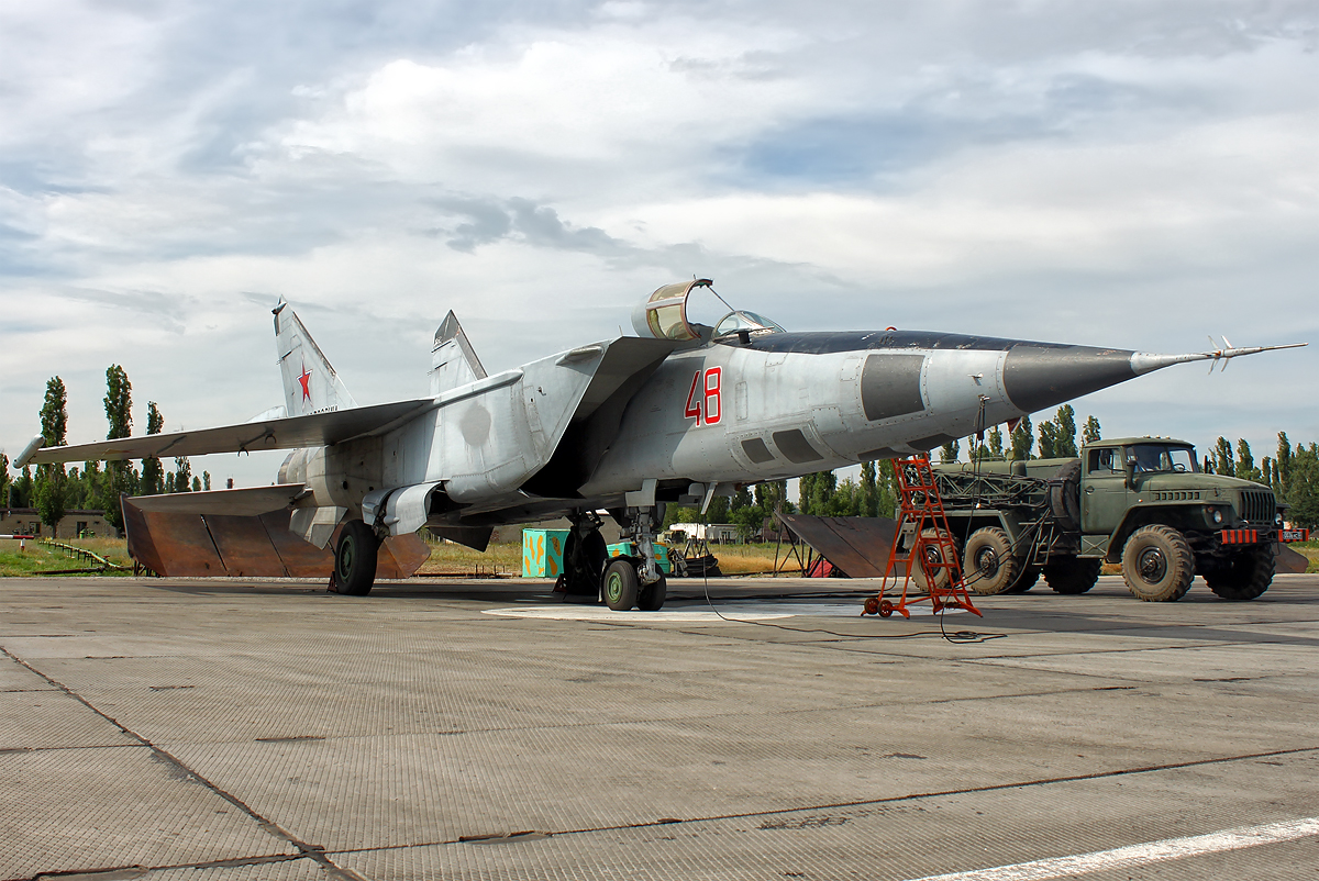 143473_132474007_MIG-25-RUAF-B48-JULY2011-VORONEZ.jpg