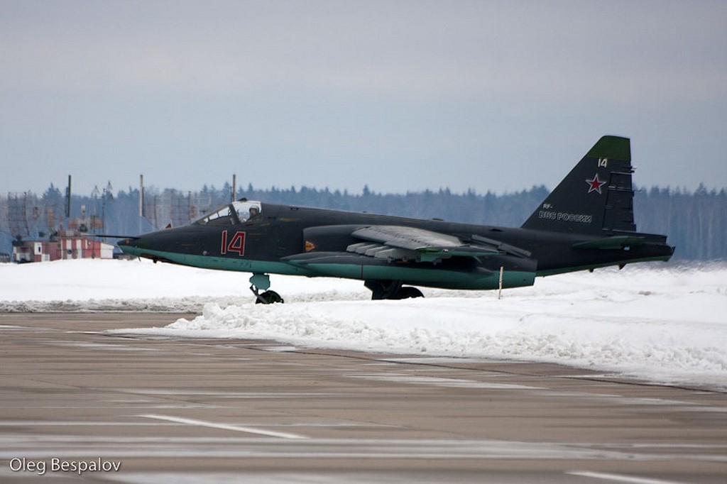 143473_88913821_SU-25SM2-RED14-KUBINKA-5-4-2012-3.jpg