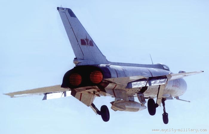 Shenyang j-8ii. Су-15 и j-8. J8 китайский самолёт. J-8 finback. Convair f-106.