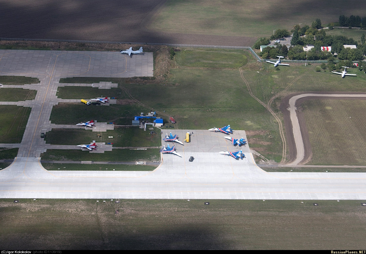 аэродромы днепропетровской области. аэропорт города днепр. аэропорт днепр новый. аэродром кайдаки днепропетровск.