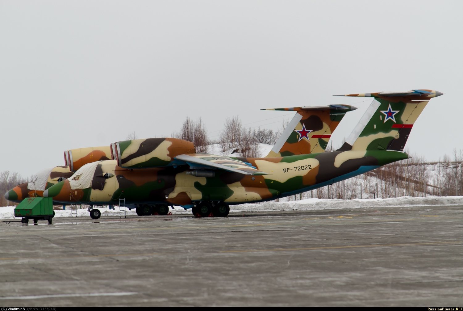 Р-8 ракета «воздух-воздух». Луховицкий авиационный завод им п. П авиационный. П. Истребитель су-27.