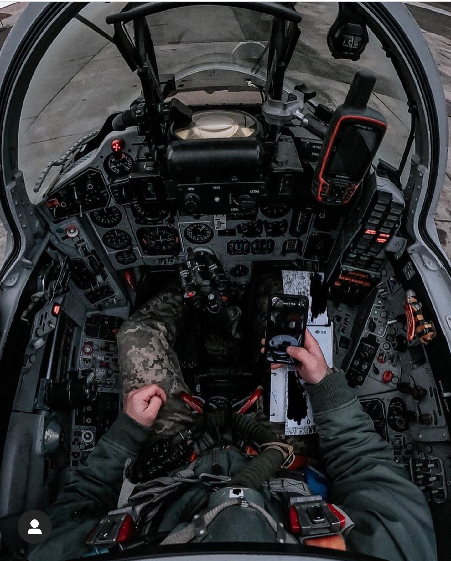 позывные пилотов. A 10 warthog кабина. пилот истребителя таджикистан. катапультирование пилота. позывные пилотов.