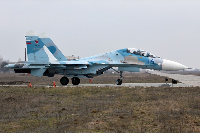 самолет л-39 альбатрос. военный аэродром кущевская. аэродром кущевская. аэродром станица кущёвская краснодарский край. аэродром кущевская.