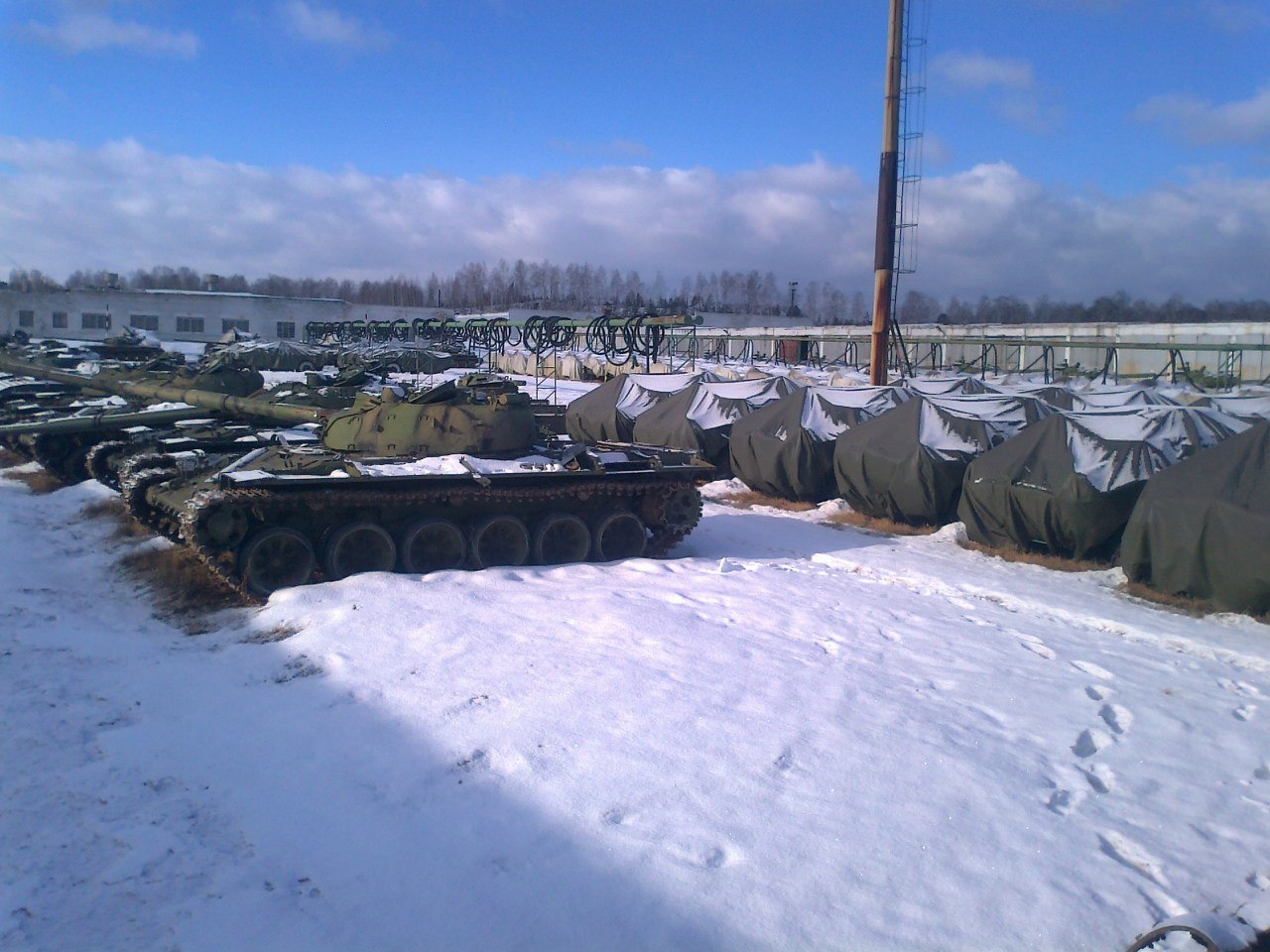 Центральная база резерва танков топчиха. 111 база резерва танков. 2544-я центральная база резерва танков. Танковые резервы. Танковые резервы.