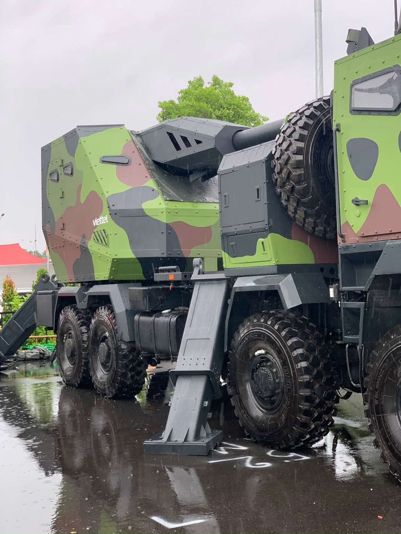 越南Viettel公司:推出國產新型PTH-152 152公