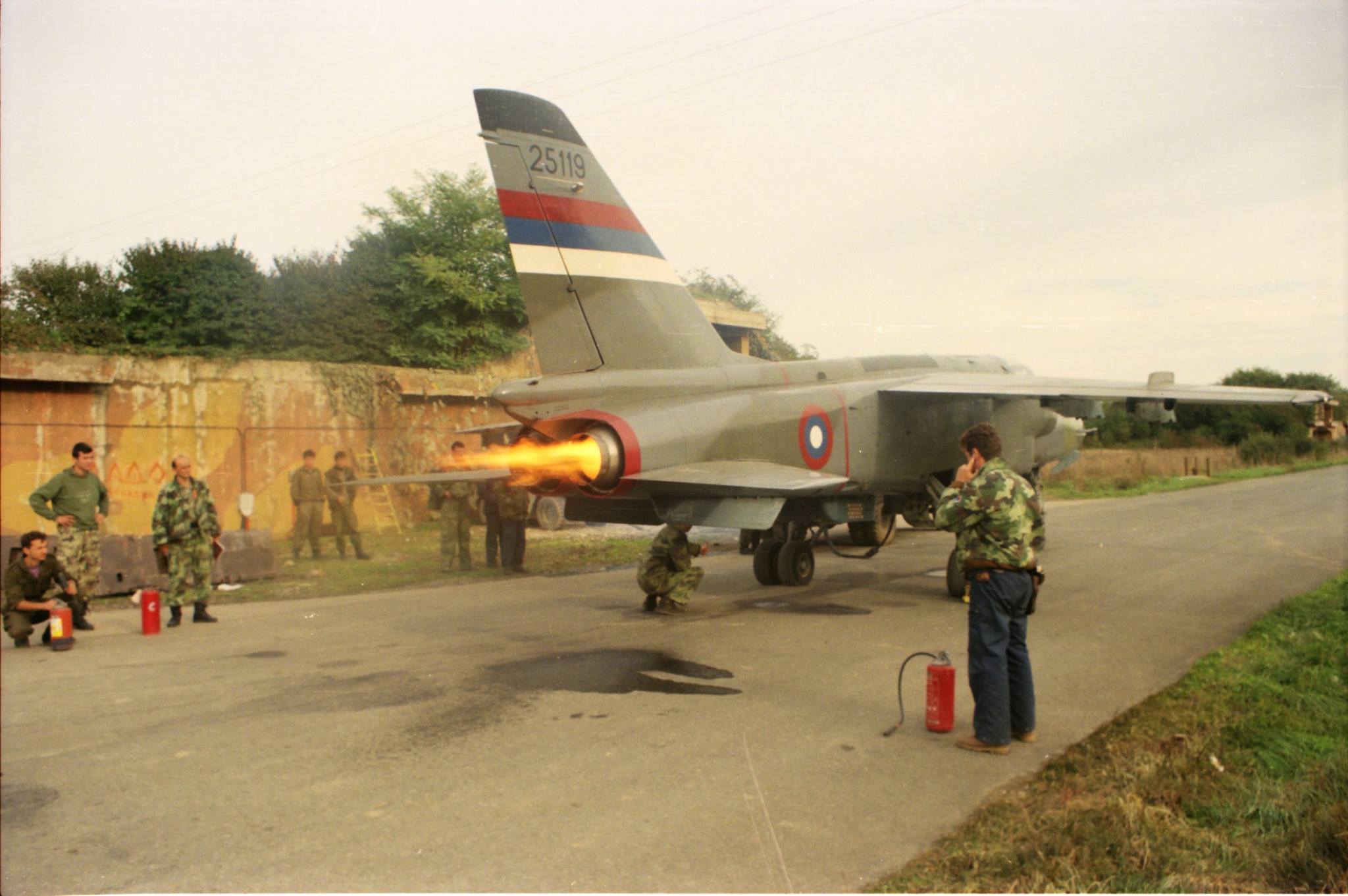 Самолёты фирмы soko. Югославская авиация. Chevrolet cobalt tuning. Истребители югославии. Дэу равон 4.